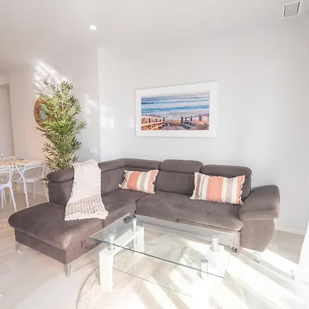 Appartement 13 - 38 *